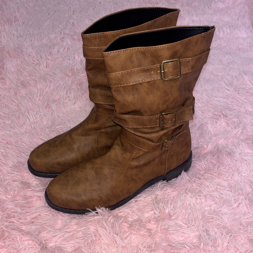 Brown Boots Size 8 Women’s